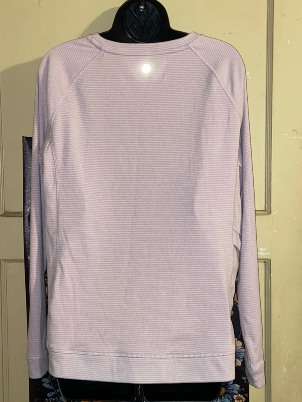 AVALANCHE PINK & WHITE SWEATSHIRT Large Side Pocket - Picture 3 of 5